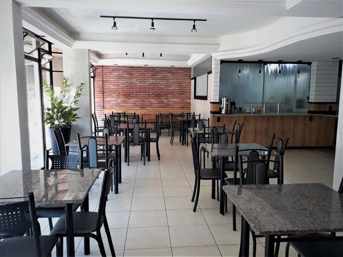 Hotel Romanville