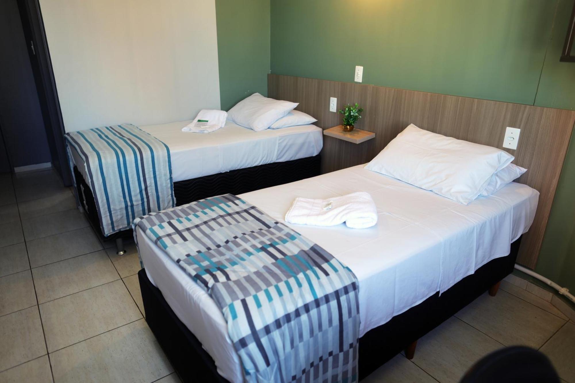 Romanville Hotel 2*